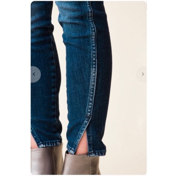 AMO High-Rise Twist Sweetheart Stretch Denim Split Ankle Skinny Blue Wash Jeans - Picture 3 of 11